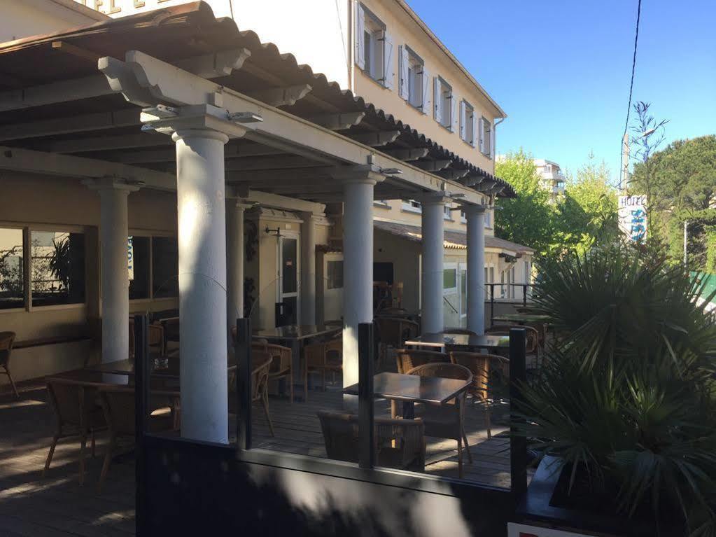 绿洲酒店 Fréjus 外观 照片
