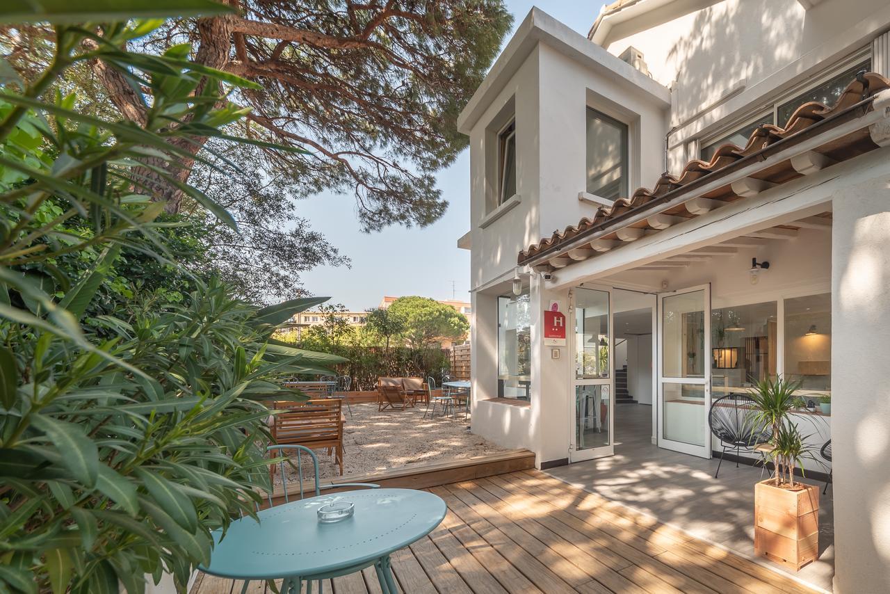 绿洲酒店 Fréjus 外观 照片